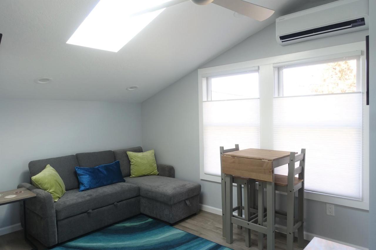 The Lilly Pad Brand New In Hyde Park! Pet Friendly, Fully Fenced Yard, Walking Distance To Hyde Park Shops, And Dining And Camel'S Back Park Apartment บอยซี ภายนอก รูปภาพ
